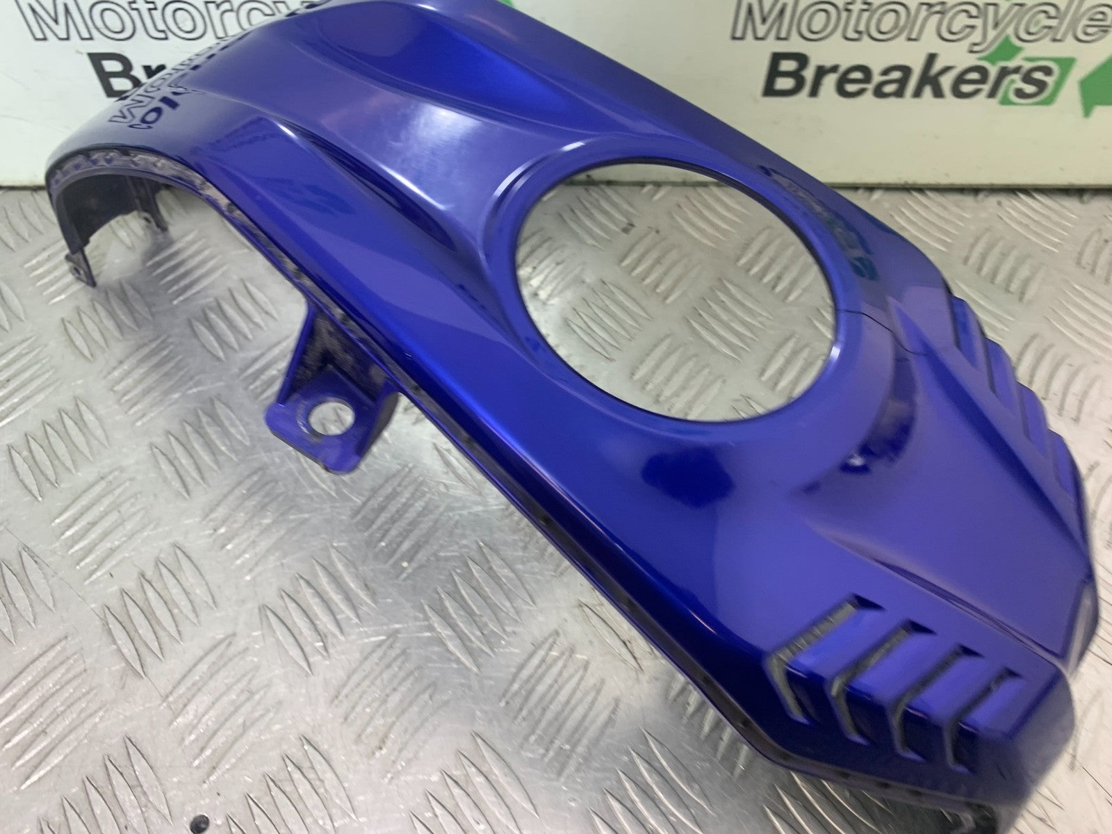 YAMAHA YZF-R125 YZF 125 CENTER TANK PANEL  YEAR 2019-2022 (CMB1263)