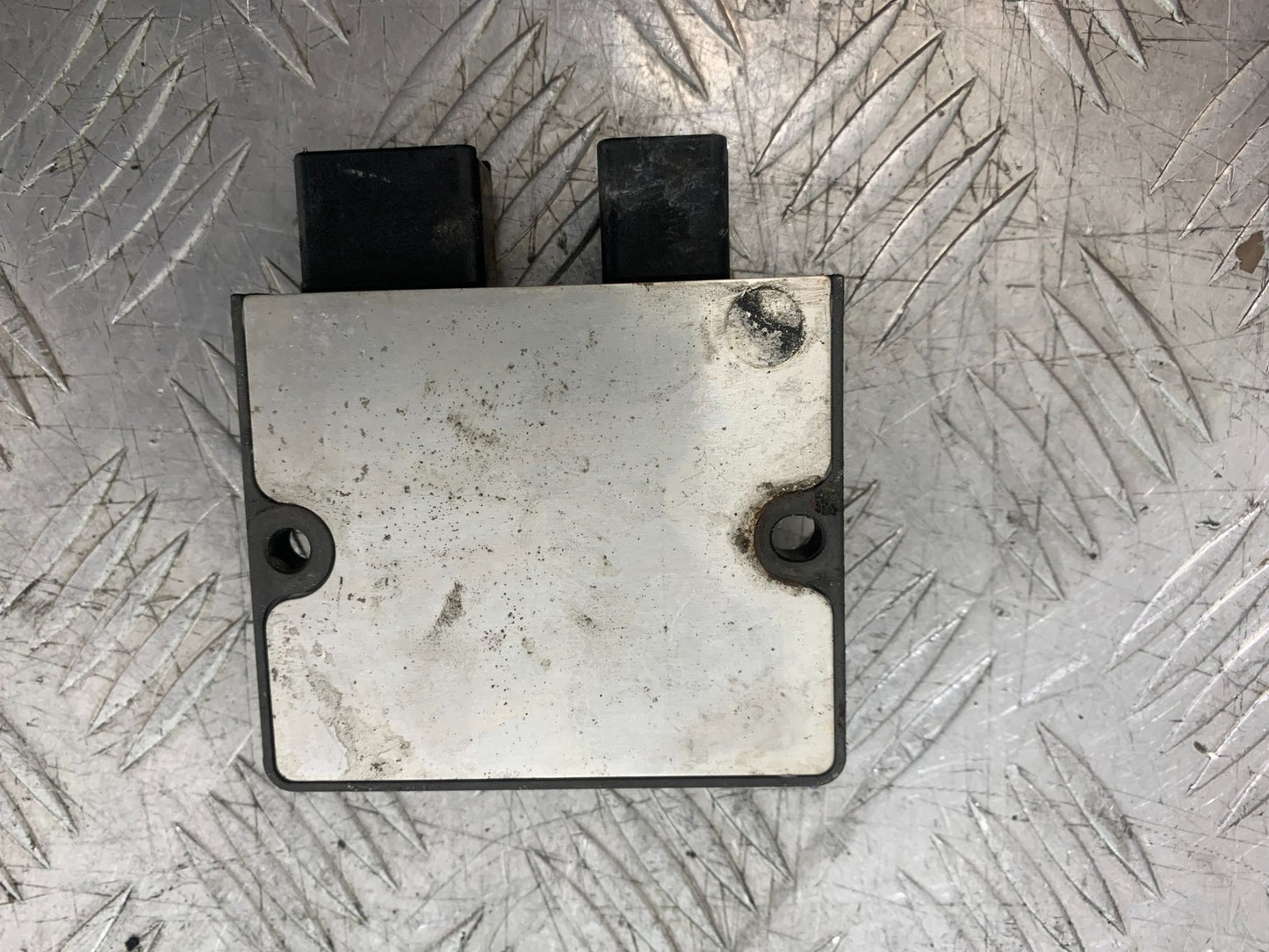 HONDA CBF600 CBF 600 REGULATOR   YEAR 2004-07  (CMB1305)