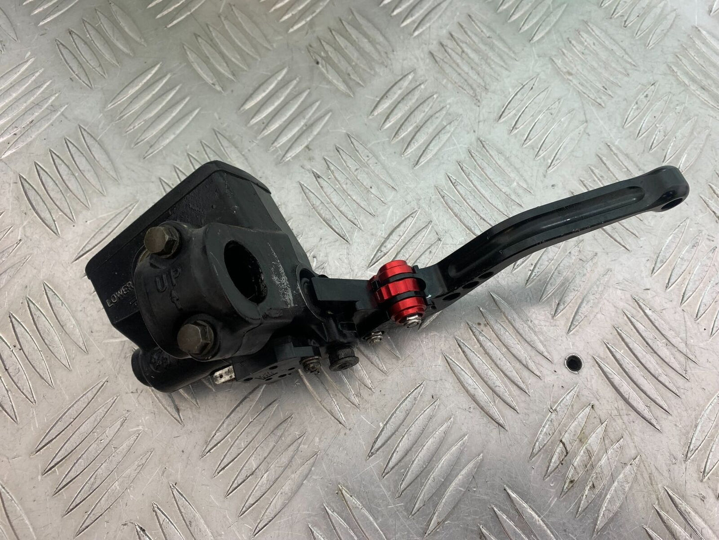 SUZUKI GSF600 GSF 600 BANDIT FRONT MASTER CYLINDER YEAR 2001-2003 (CMB1102)