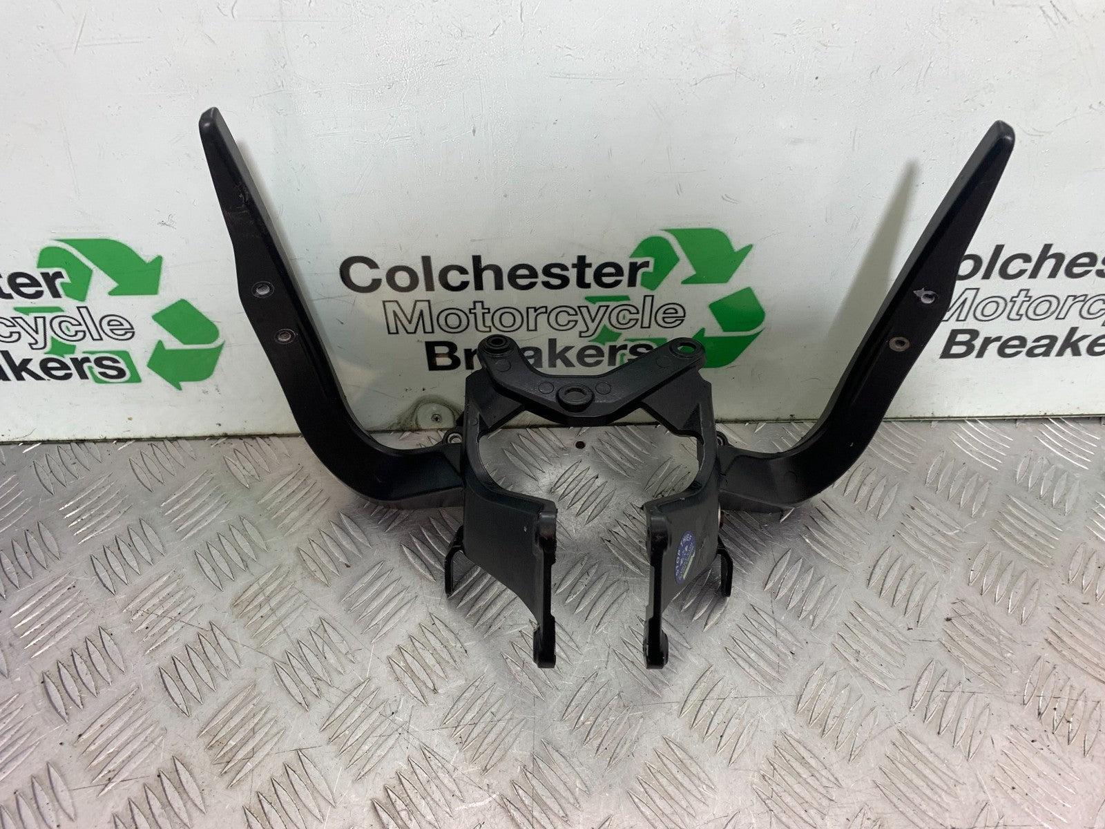 MV AGUSTA 800 F3 FAIRING BRACKET   YEAR 2017-2019 (CMB1227)