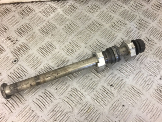 TRIUMPH TIGER 800 XCX REAR WHEEL SPINDLE  2018-2021 (STOCK 548)