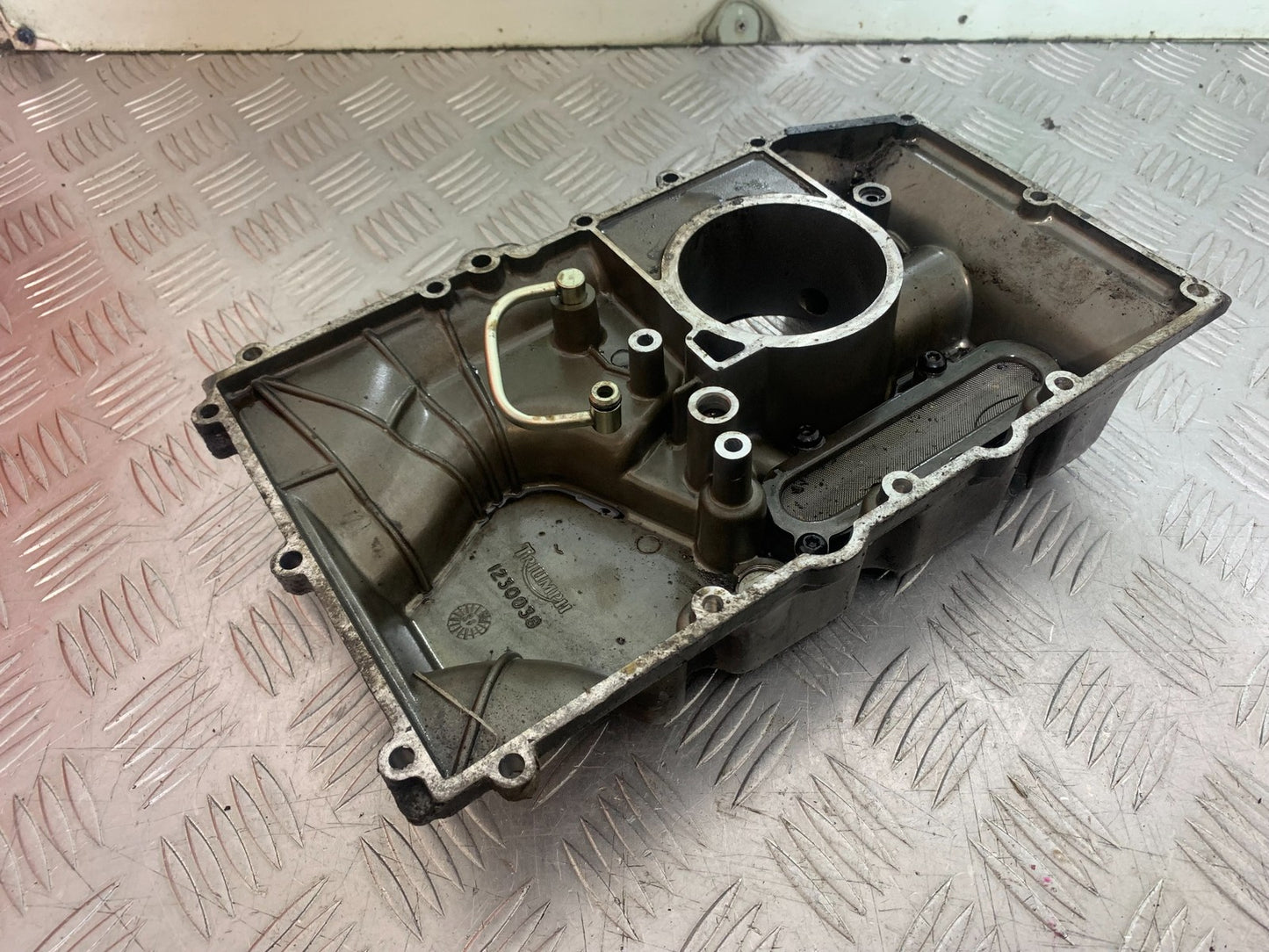 TRIUMPH TROPHY 900 SUMP YEAR 1991-95 (CMB1251)