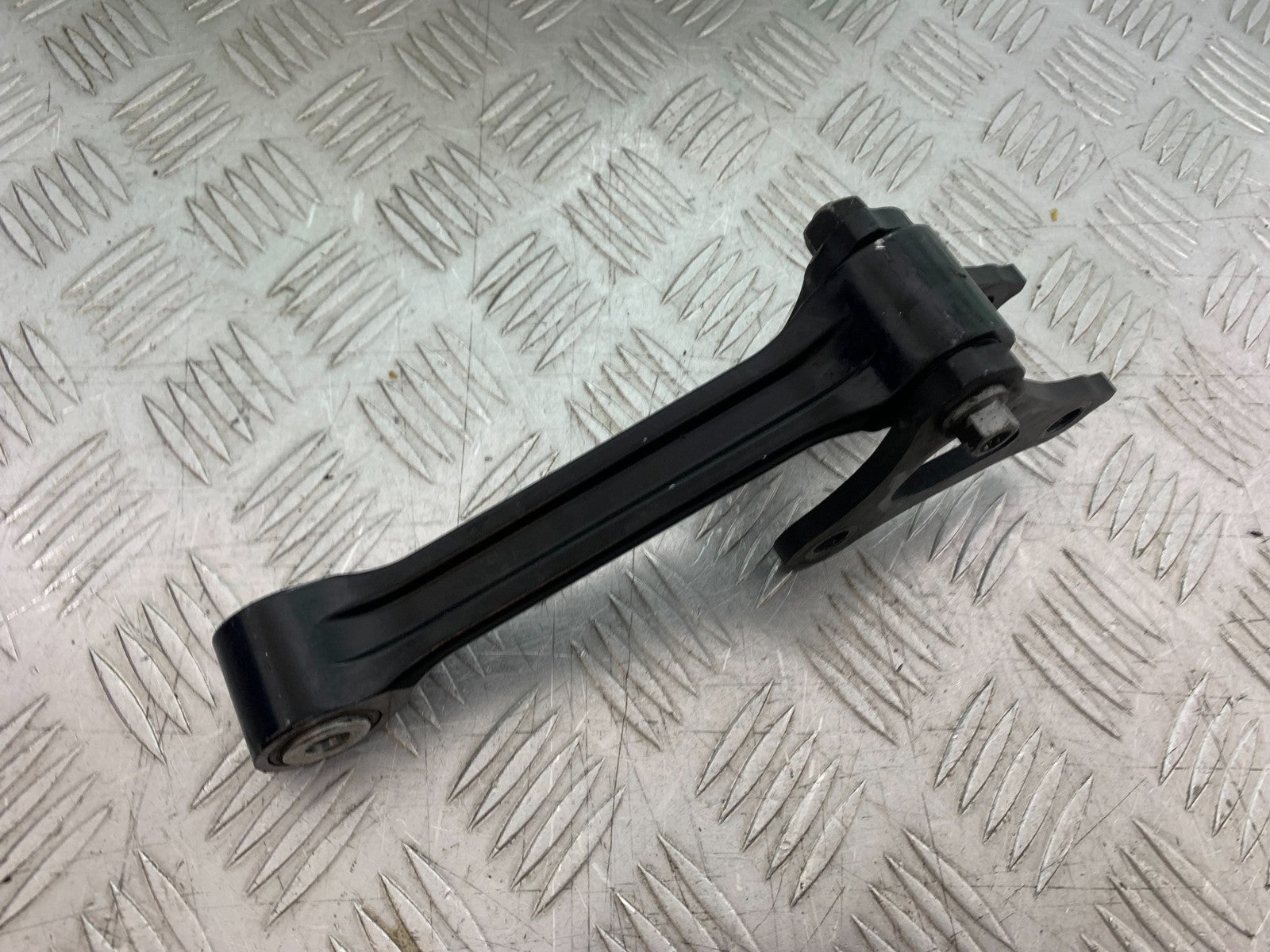 KTM 1290 SUPER DUKE R REAR SHOCK LINKAGE  YEAR 2020-2024 (CMB1272)