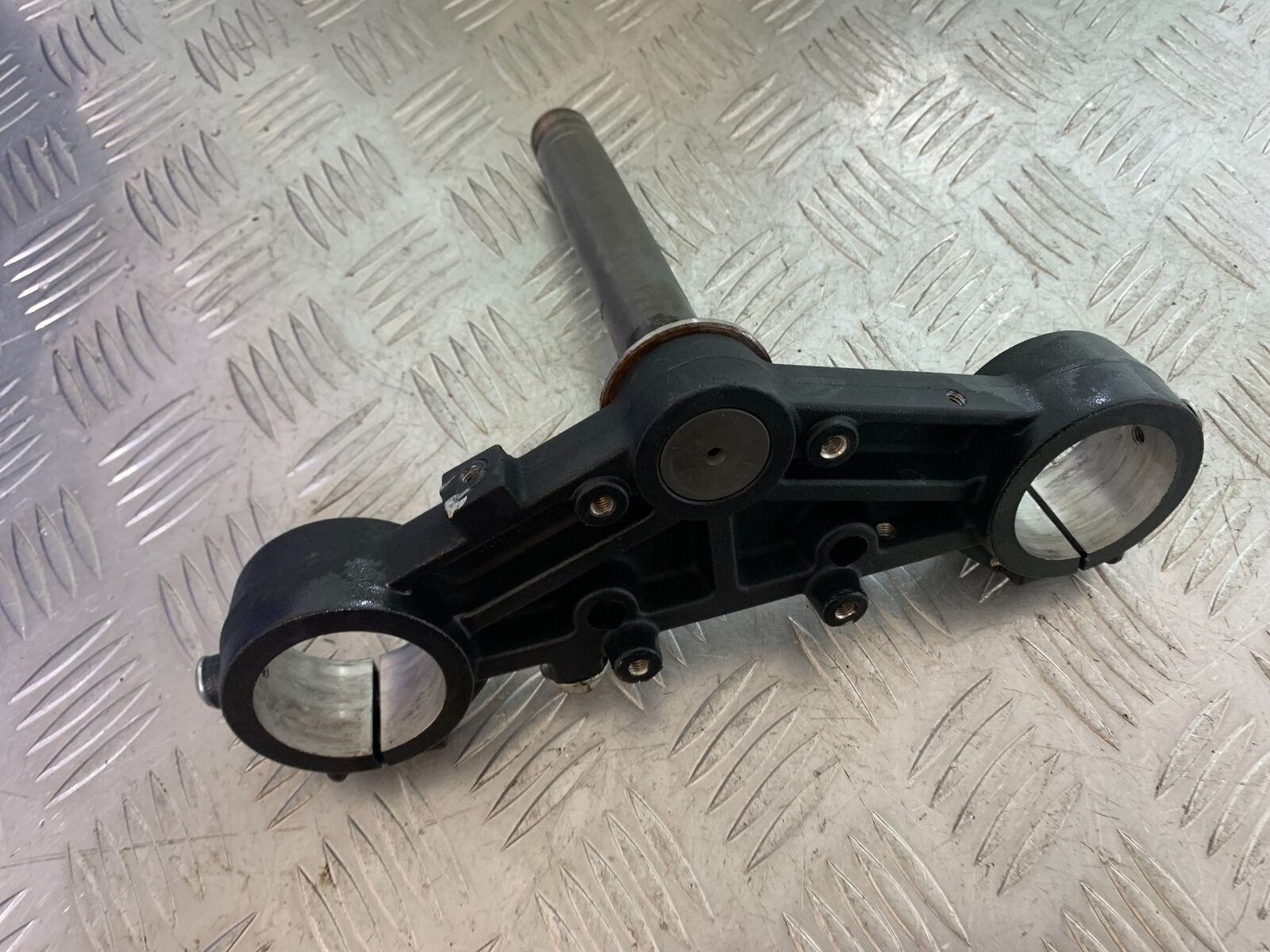 BENELLI BN125 BN 125 BOTTOM YOKE    YEAR 2018-2021 (CMB1080)