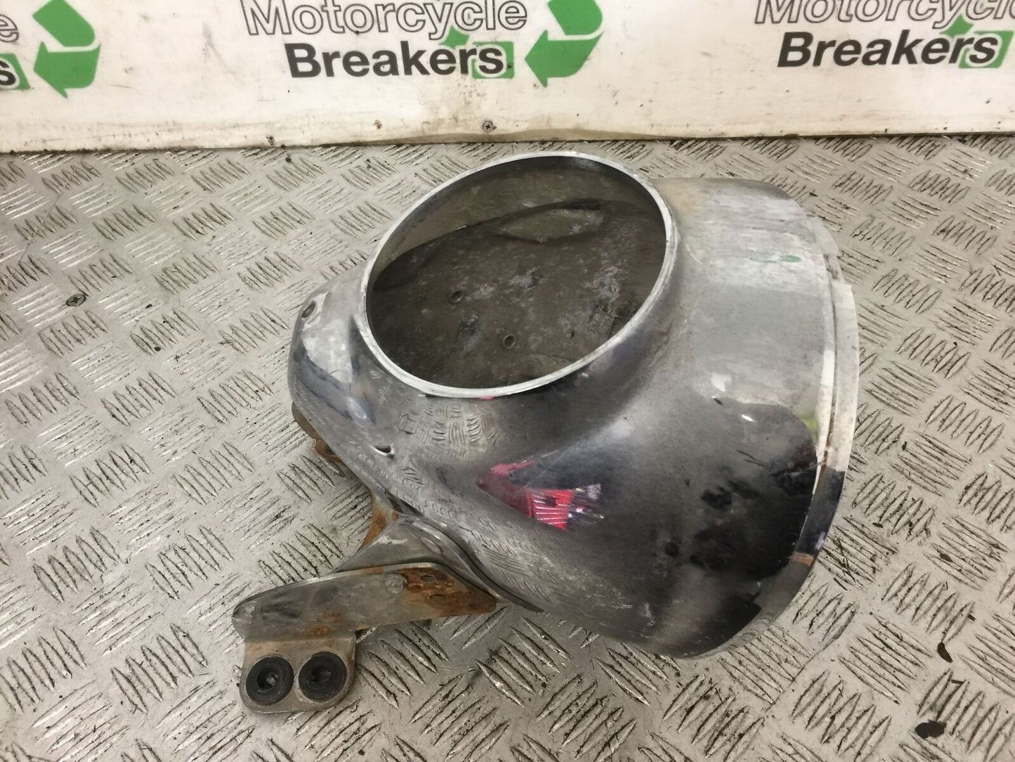 VICTORY V92 C HEADLIGHT BACKING  YEAR 2004 (STOCK 765)