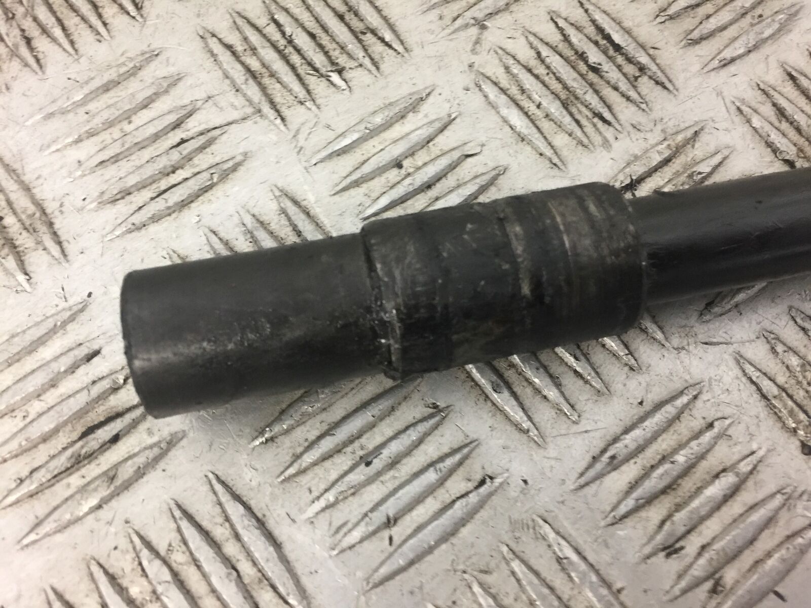 HONDA NC750 NC 750 FRONT WHEEL SPINDLE  2014 (STOCK 533)