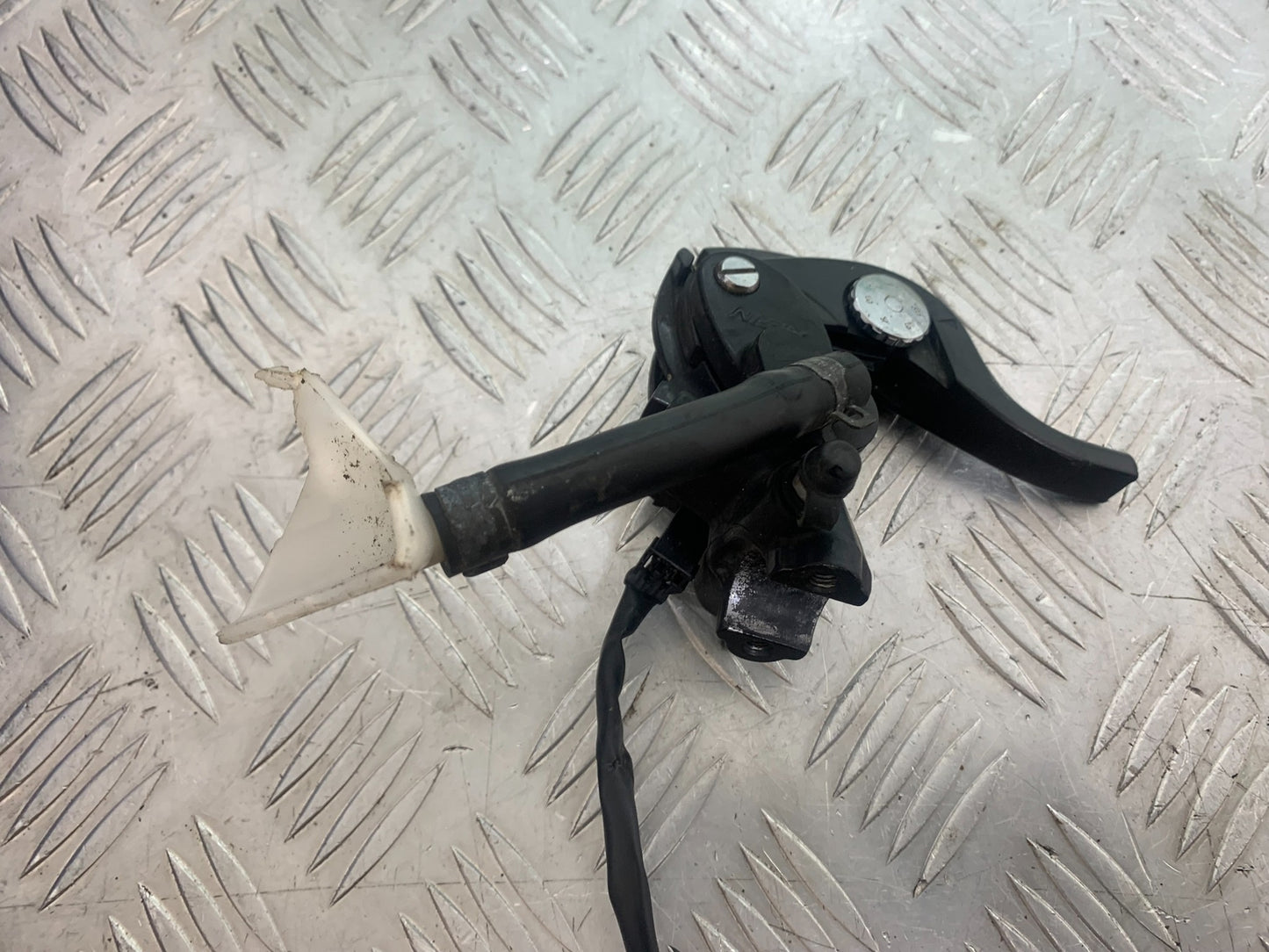 KAWASAKI ZX6R ZX6 R P7F P8F FRONT MASTER CYLINDER    YEAR 2007-08 (CMB1165)