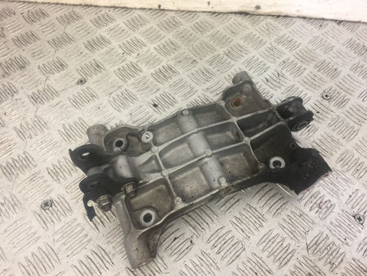 KAWASAKI NINJA 400 SWINGARM BRACKET  YEAR 2019  (STOCK 635)