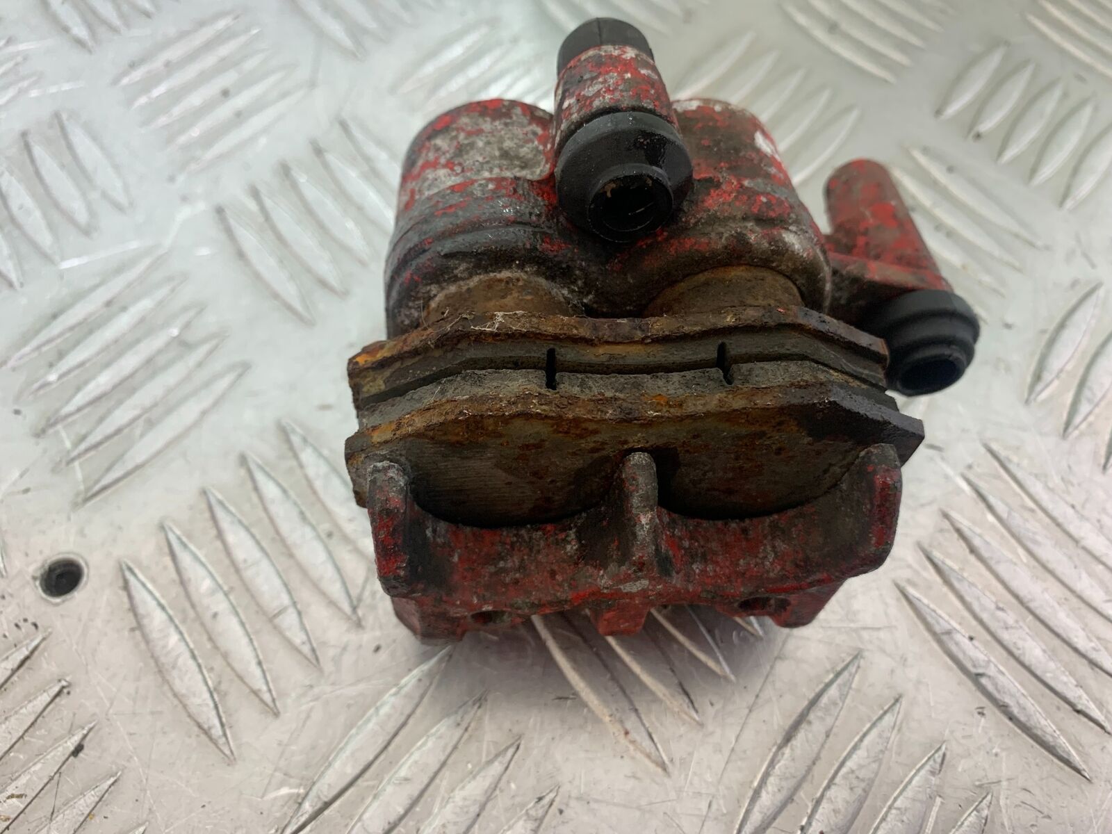 LEXMOTO MATADOR 125 JJ125T-17 REAR CALIPER (SOLD AS PARTS)  (CMB1115)