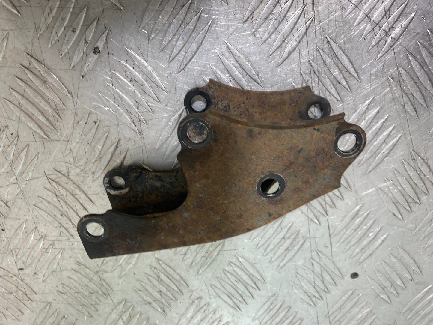 YAMAHA YS125 YS 125 FRONT ENGINE MOUNT   YEAR 2017-2021 (CMB1321)