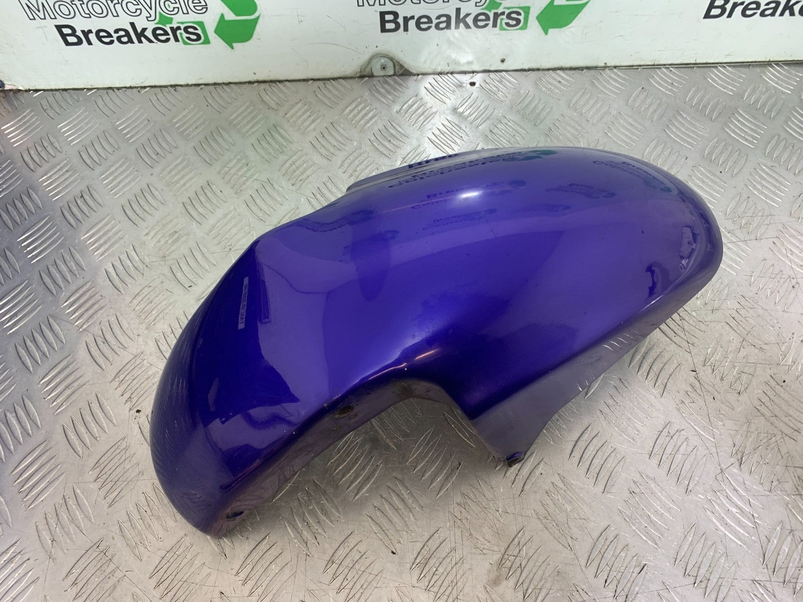 TRIUMPH TROPHY 900 FRONT MUDGUARD  YEAR 1991-95 (CMB1251)
