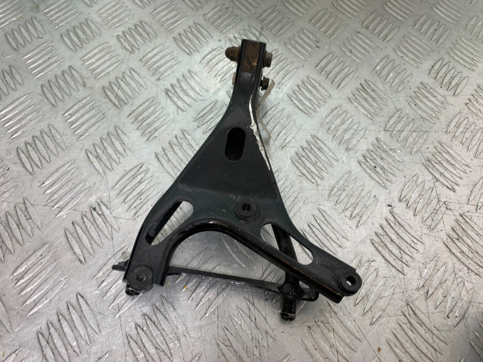 KAWASAKI ZX9R ZX9 R FAIRING BRACKET  YEAR 1998-1999 (CMB1329)