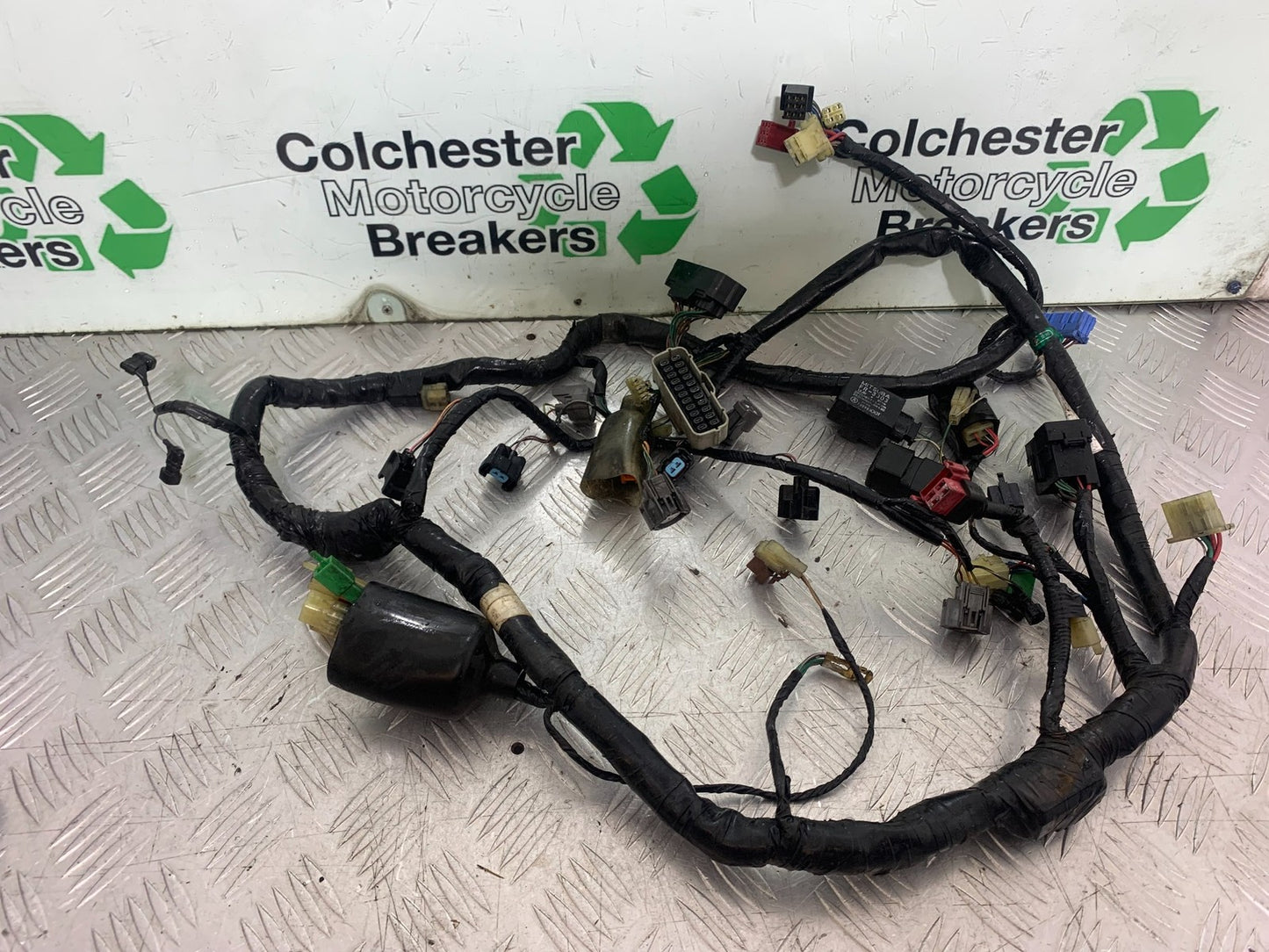 HONDA CBR1100 BLACKBIRD WIRING LOOM   YEAR 1999-2005 (CMB1232)