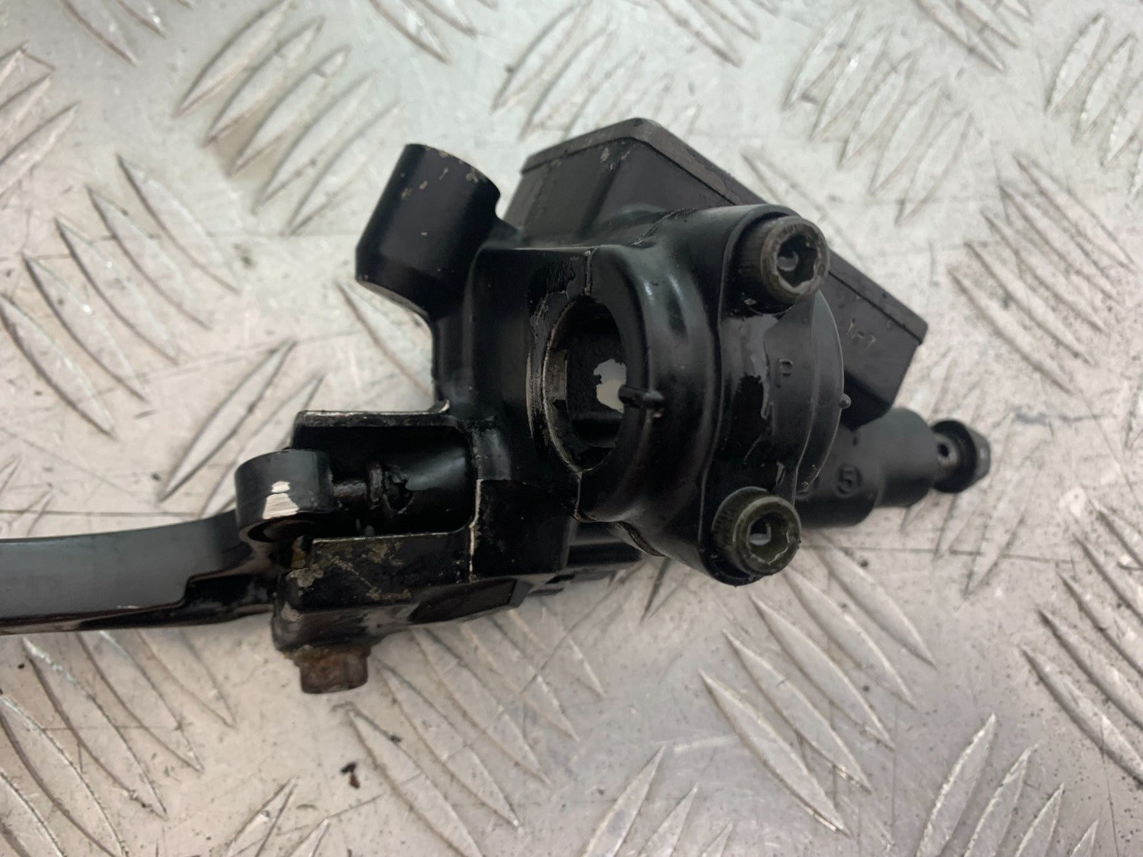 HONDA VT700 VT 700 SHADOW BRAKE MASTER CYLINDER   YEAR 1984-85 (CMB1328)