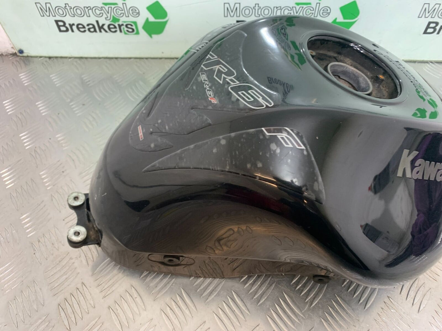 KAWASAKI ER6 N PETROL TANK  YEAR 2005-2008 (CMB1034)