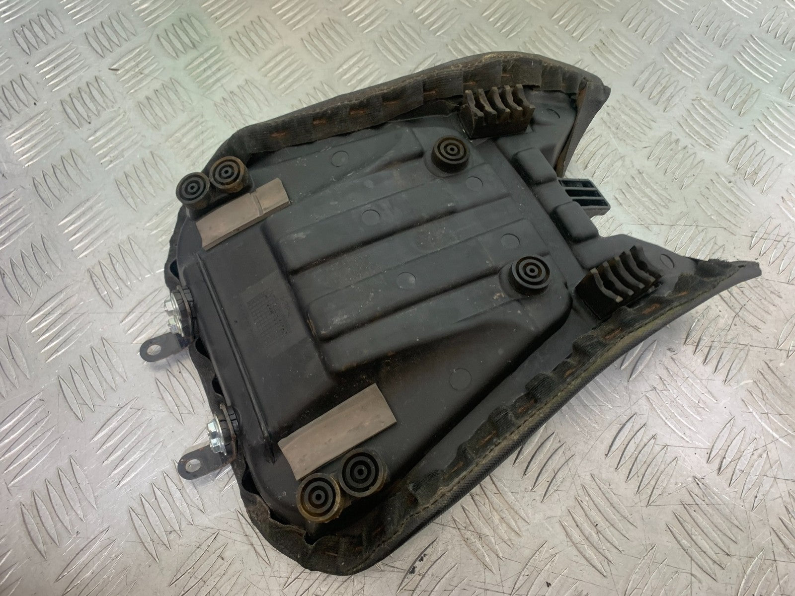 BENELLI BN125 BN 125 FRONT SEAT   YEAR 2018-2021 (CMB1194)