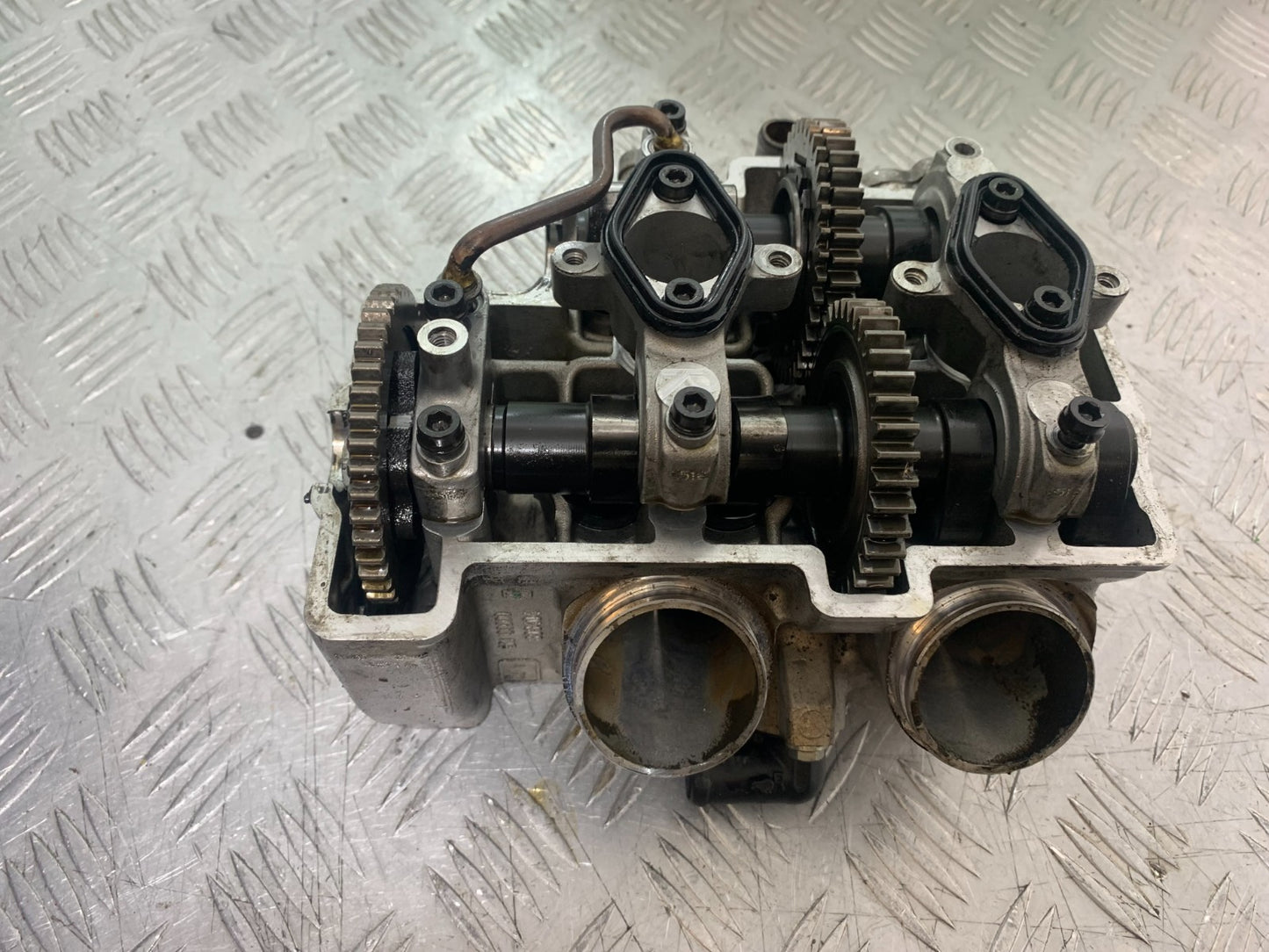APRILIA TUONO 1000 V4R REAR CYLINDER HEAD  YEAR 2011-13  (CMB1316)