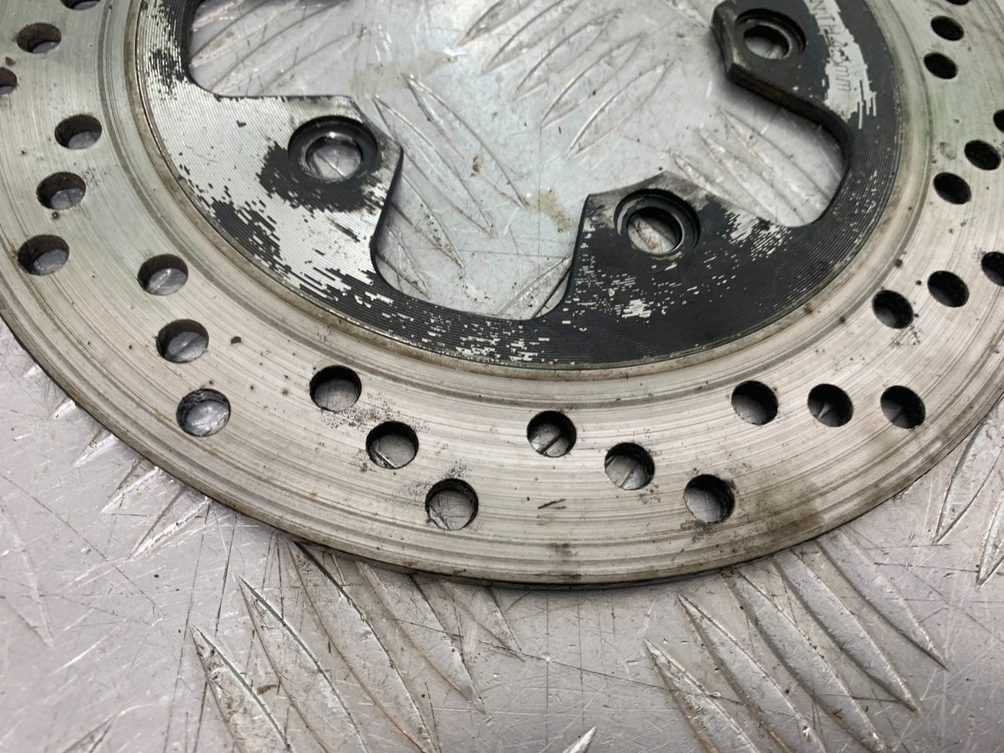 SUZUKI GSF600 GSF 600 BANDIT REAR BRAKE DISC   2000-2004 (CMB1269)