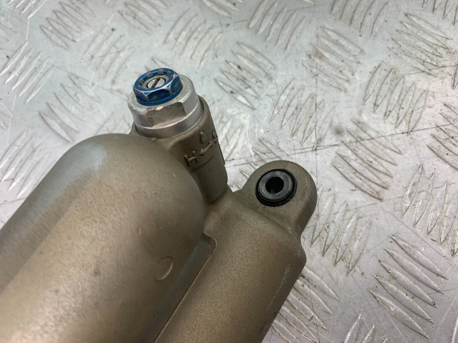 KAWASAKI KXF450 KXF 450 REAR SHOCK  YEAR 2013 CMB1217)