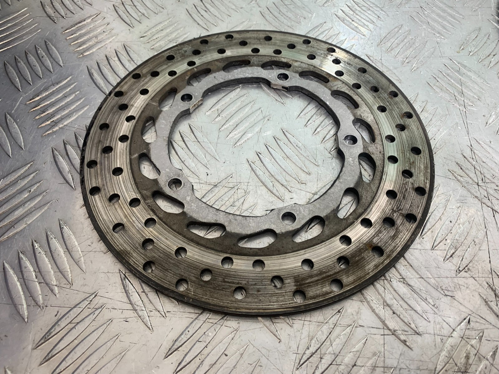 YAMAHA XJ6 XJ6-S REAR BRAKE DISC   YEAR 2009-2015  (CMB1212)