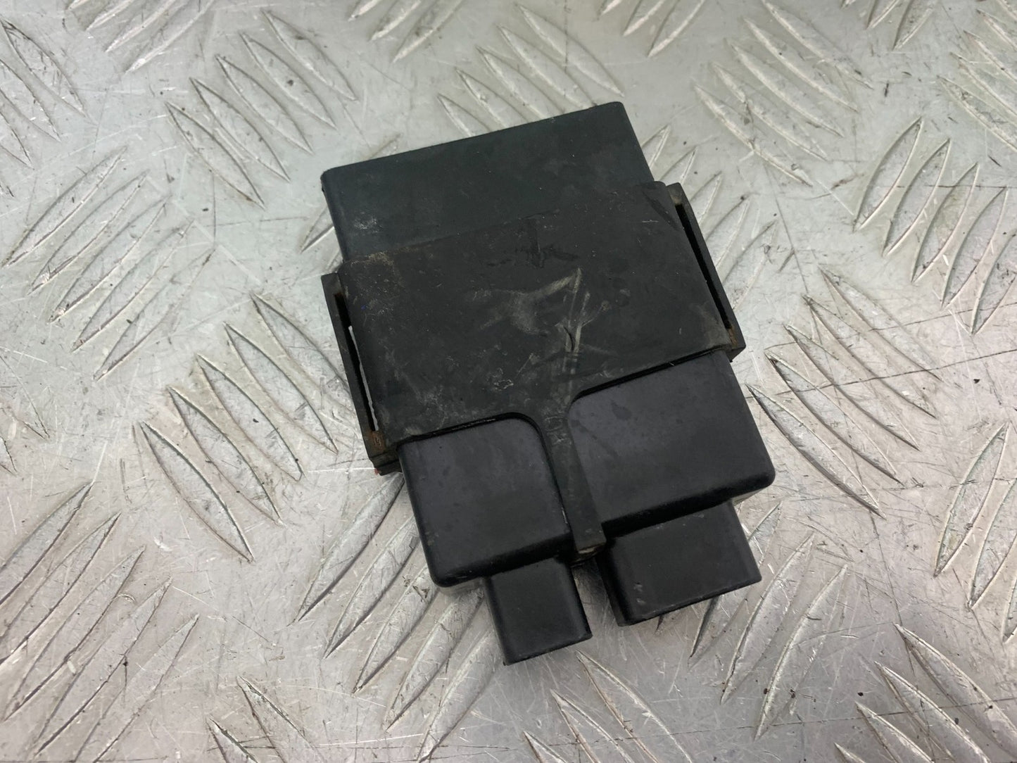 SUZUKI GSF600 GSF 600 BANDIT CDI UNIT   2000-2004 (CMB1269)
