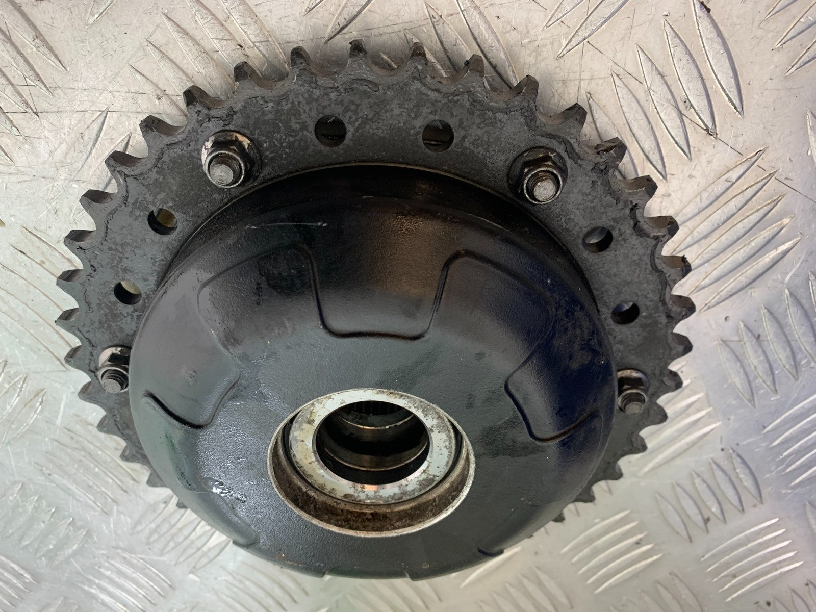 TRIUMPH 1050 SPRINT ST SPROCKET CARRIER   2003-2011 (CMB1285)