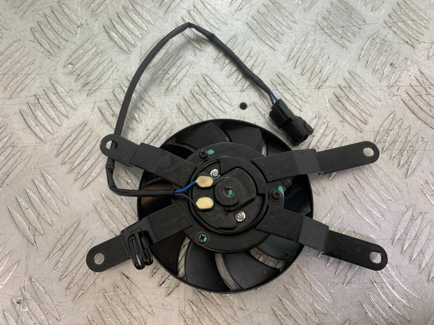 TRIUMPH TRIDENT 660 RADIATOR FAN   YEAR 2021-2024 (CMB1295)