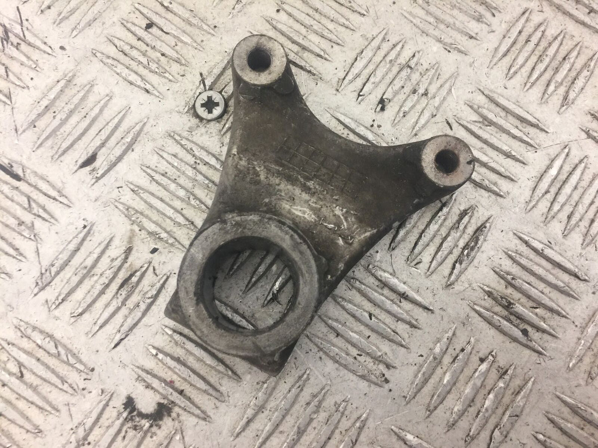 SUZUKI GSXR600 GSXR 600 SRAD REAR CALIPER BRACKET  YEAR 1997- 2000(STOCK 631)