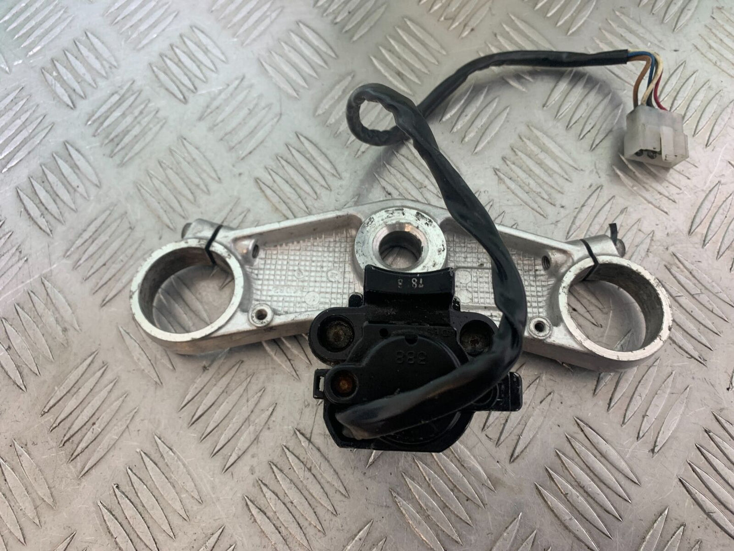 KAWASAKI ZX6R ZX636 TOP YOKE YEAR 2002  (CMB1100)