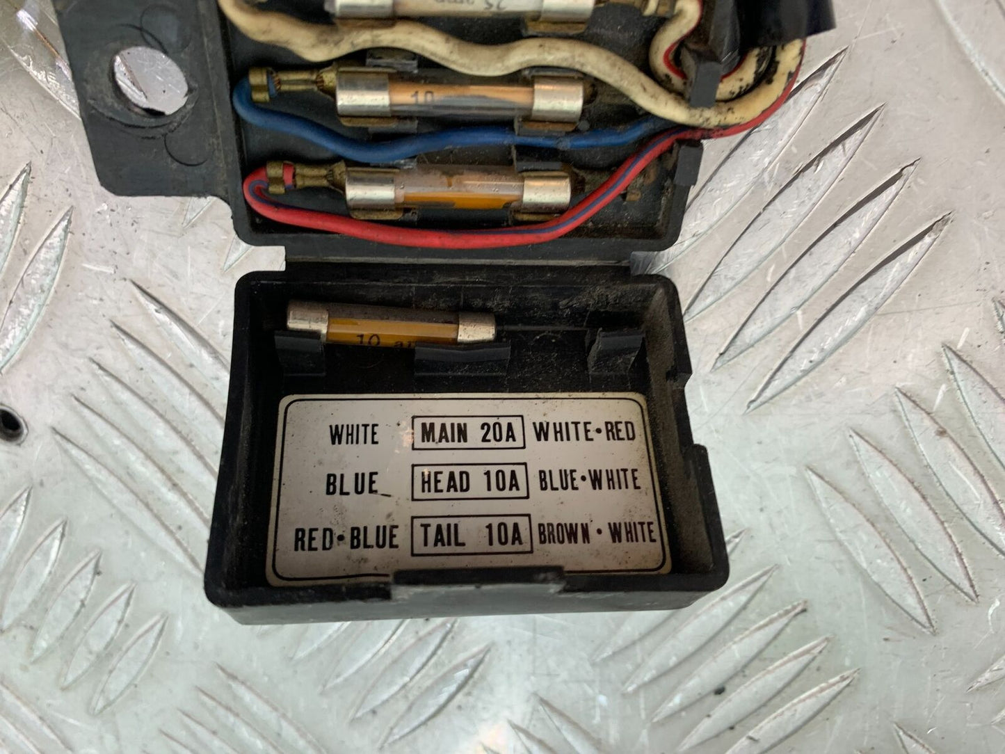 KAWASAKI Z650 KZ650 FUSE BOX YEAR 1979-1980 (CMB1023)