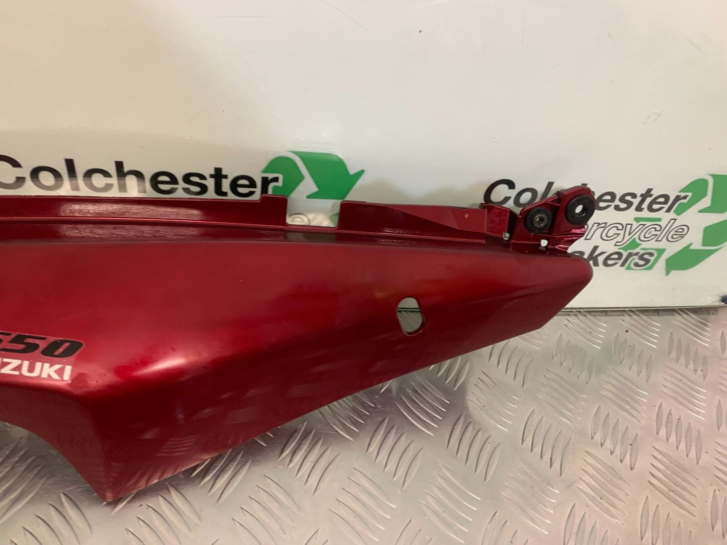 SUZUKI DL 650 V-STROM LEFT SEAT PANEL  YEAR 2006 2011 (STOCK 954)