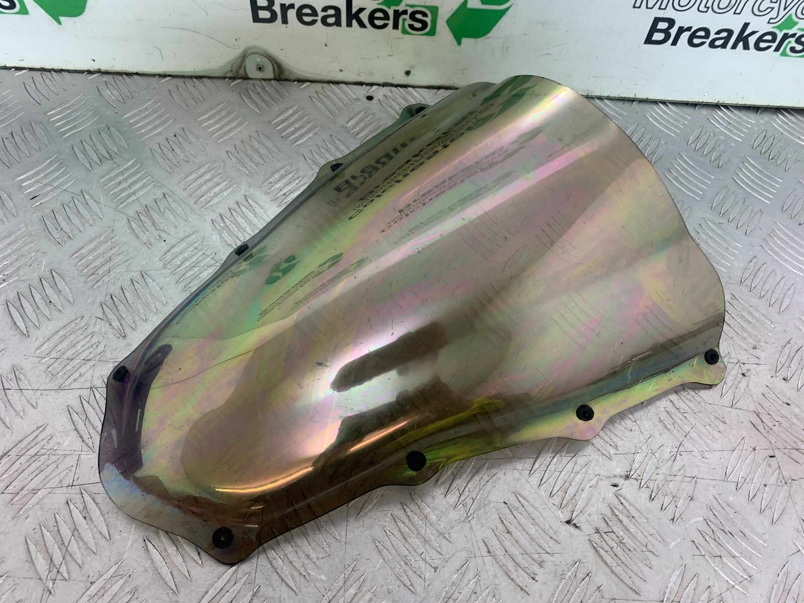 APRILIA RSV1000 R FACTORY MILLE SCREEN  2004-09 (CMB1203)