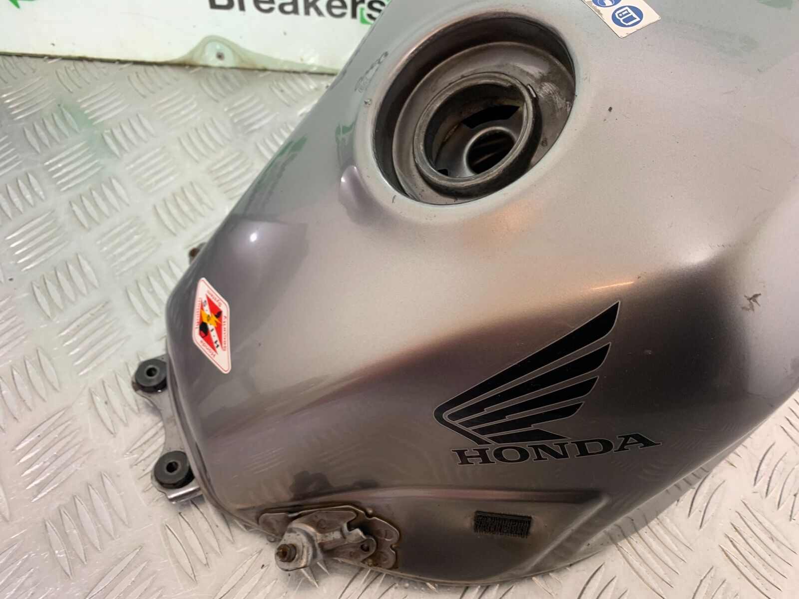 HONDA CBR500R CBR 500 R PETROL TANK YEAR 2012-16 (CMB1048)