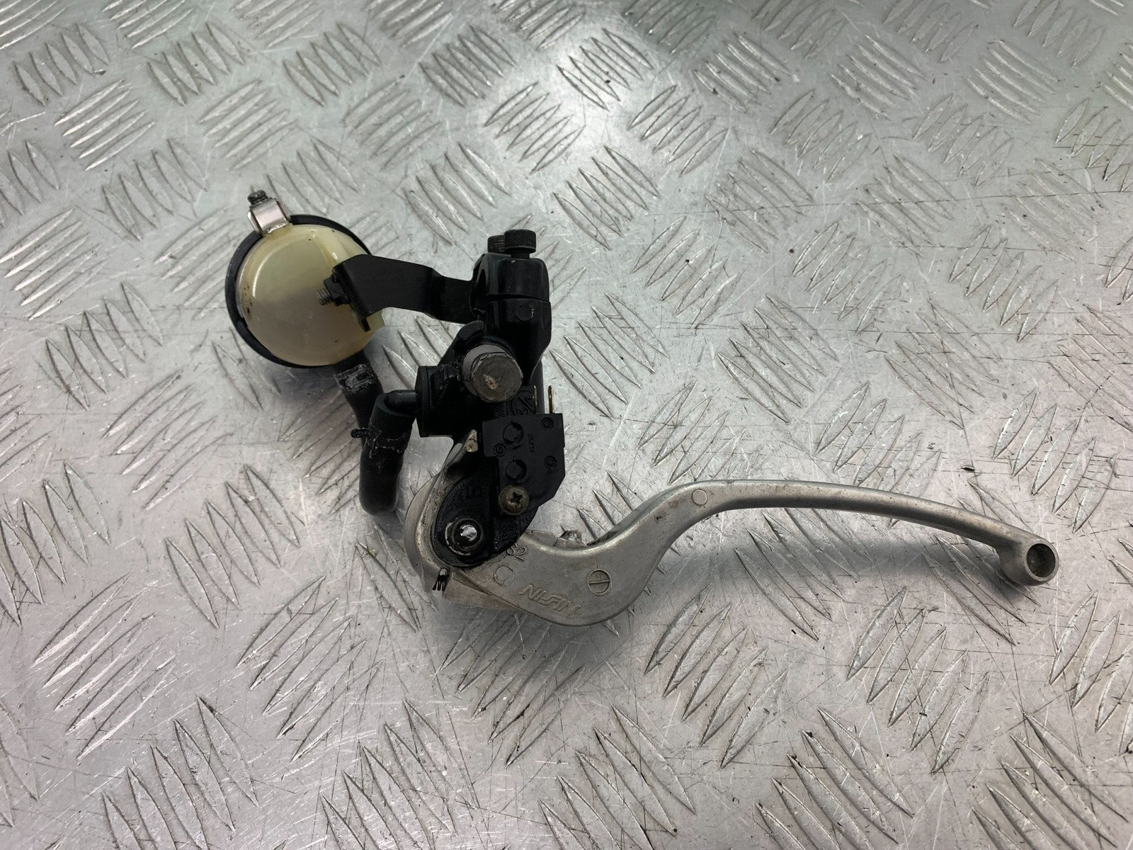 TRIUMPH 675 STREET TRIPLE RX FRONT MASTER CYLINDER  2015- 2017 (CMB1299)