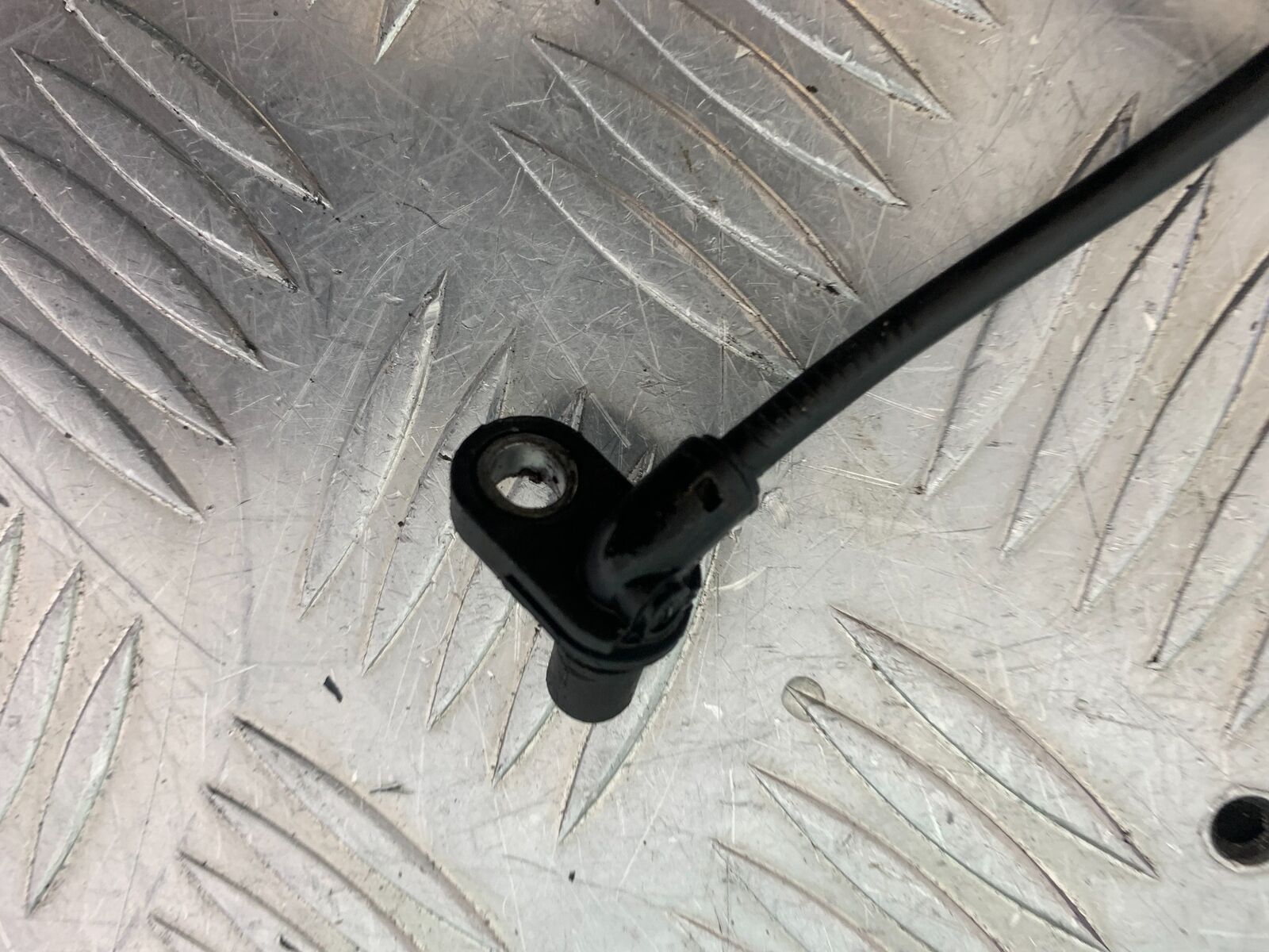 SUZUKI DL 650 V-STROM FRONT ABS SENSOR  YEAR 2020 (CMB1117)