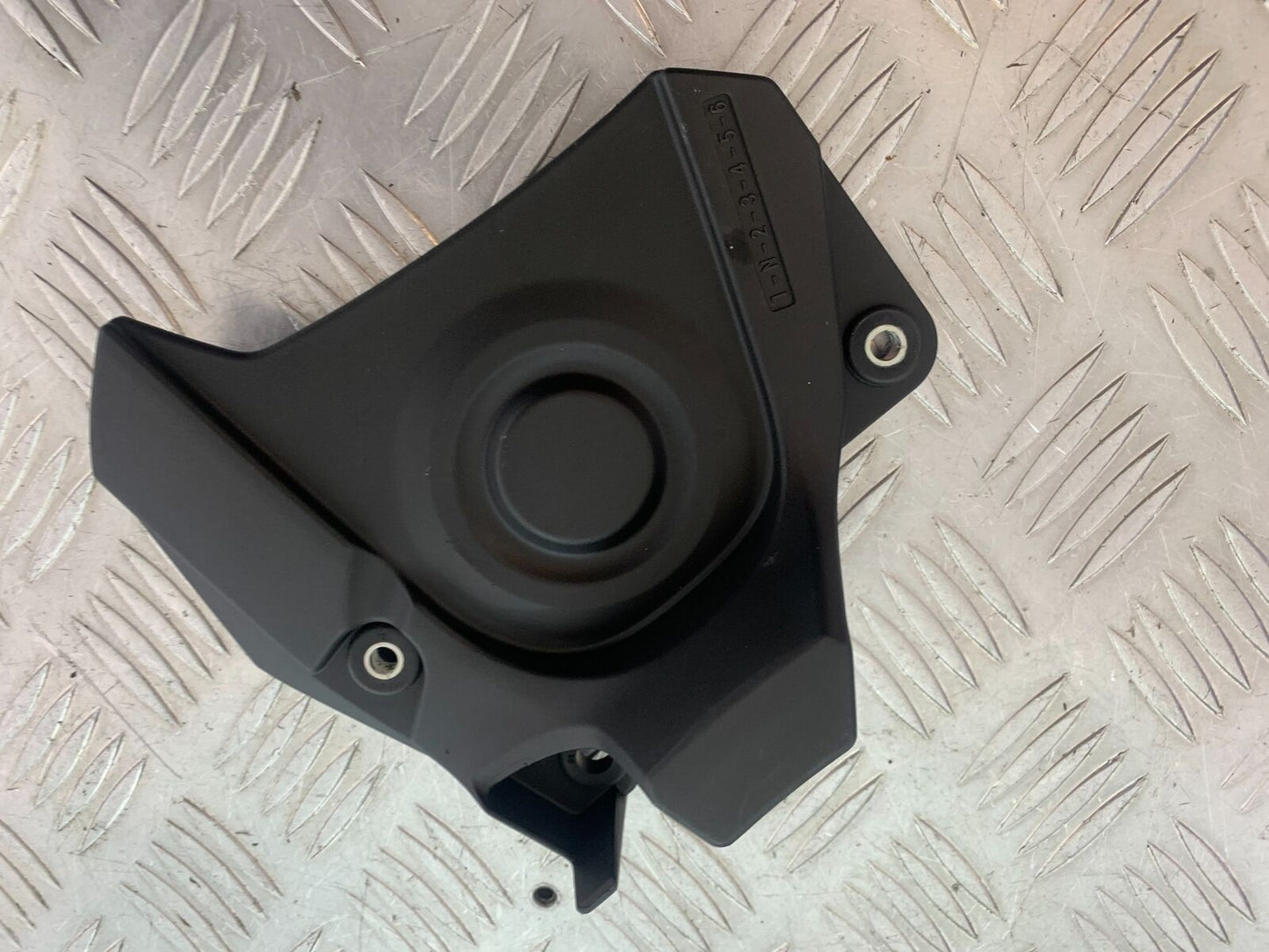 YAMAHA XSR900 XSR 900 SPROCKET COVER   YEAR 2021-2022 (CMB1073)