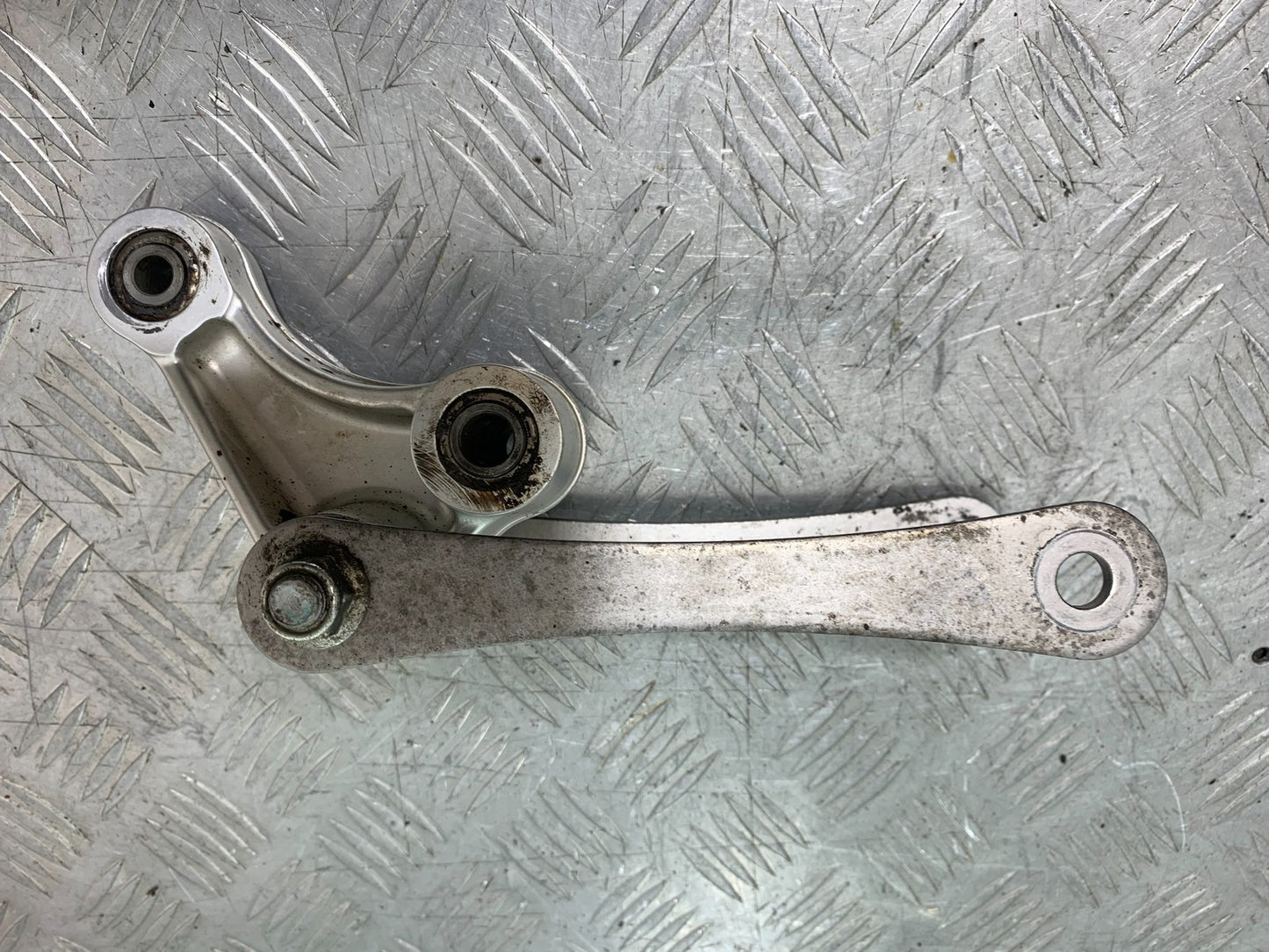 MV AGUSTA 675 F3 REAR SHOCK LINKAGE    YEAR 2012-2016 (CMB1302)