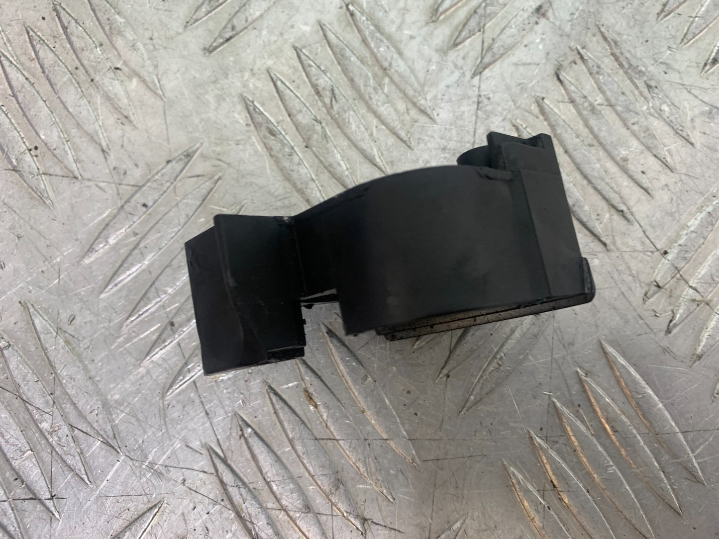 BMW R850 R R850R THROTTLE MOUNT YEAR 1994-2002 (CMB1170)