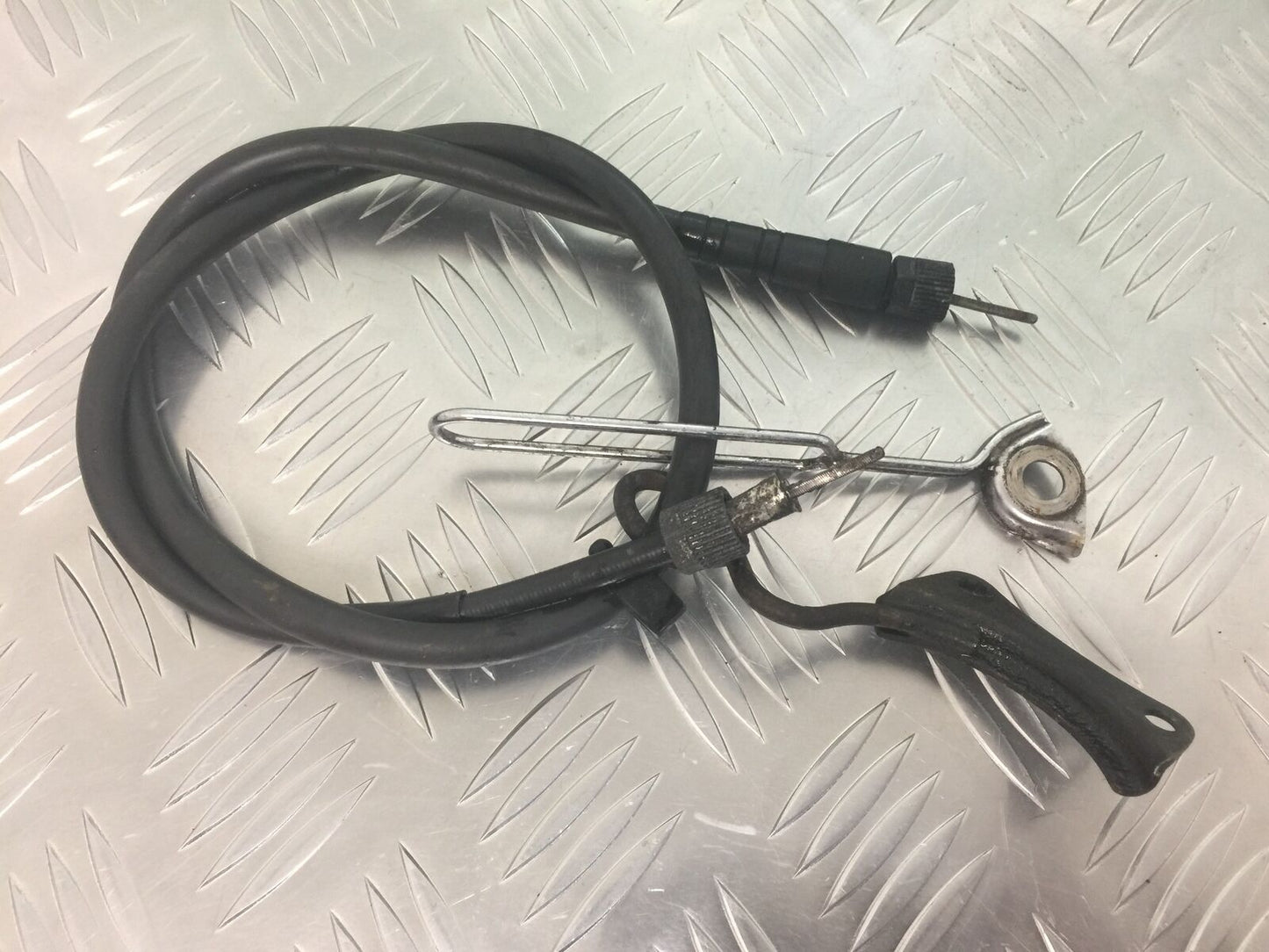 YAMAHA XJ900 XJ 900 DIVERSION SPEEDO CABLE  YEAR 1994-2002 (STOCK 926)