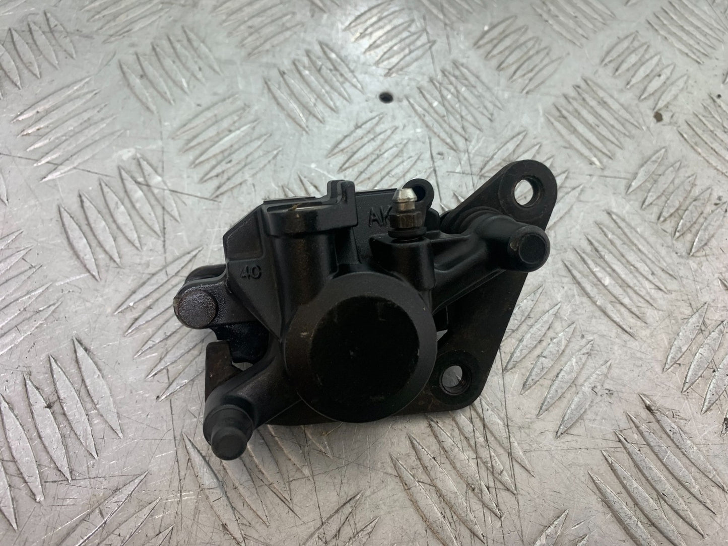 YAMAHA YS125 YS 125 FRONT BRAKE CALIPER  YEAR 2017-2021 (CMB1321)