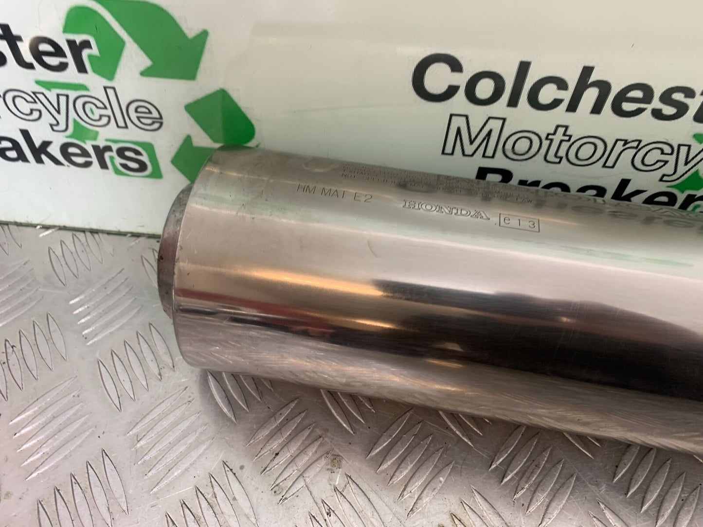 HONDA CBR1100 BLACKBIRD RIGHT SILENCER   YEAR 1999-2005 (CMB1103)