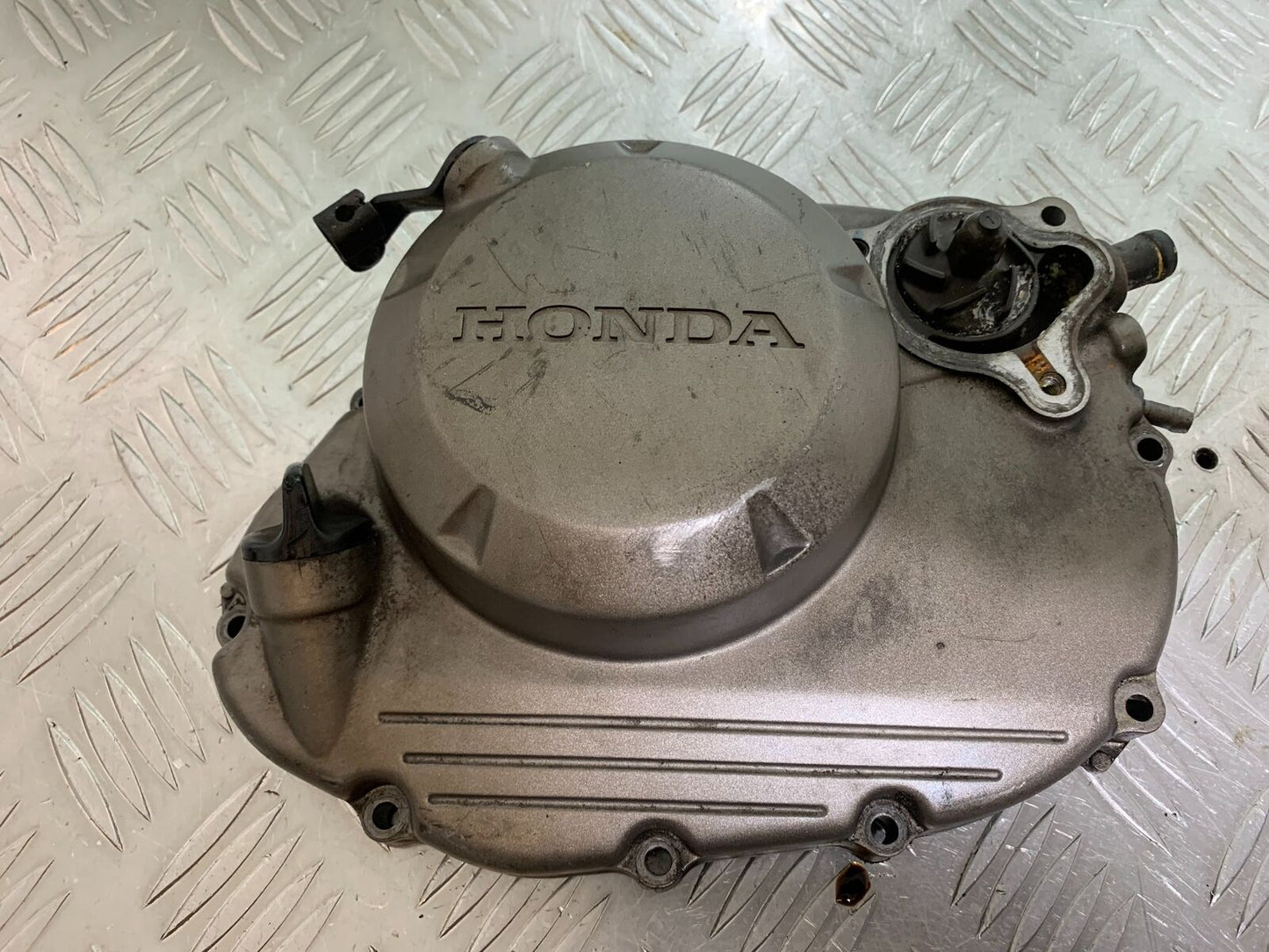 HONDA CBR125 CBR 125 CLUTCH COVER   YEAR 2004-06  (CMB1040)