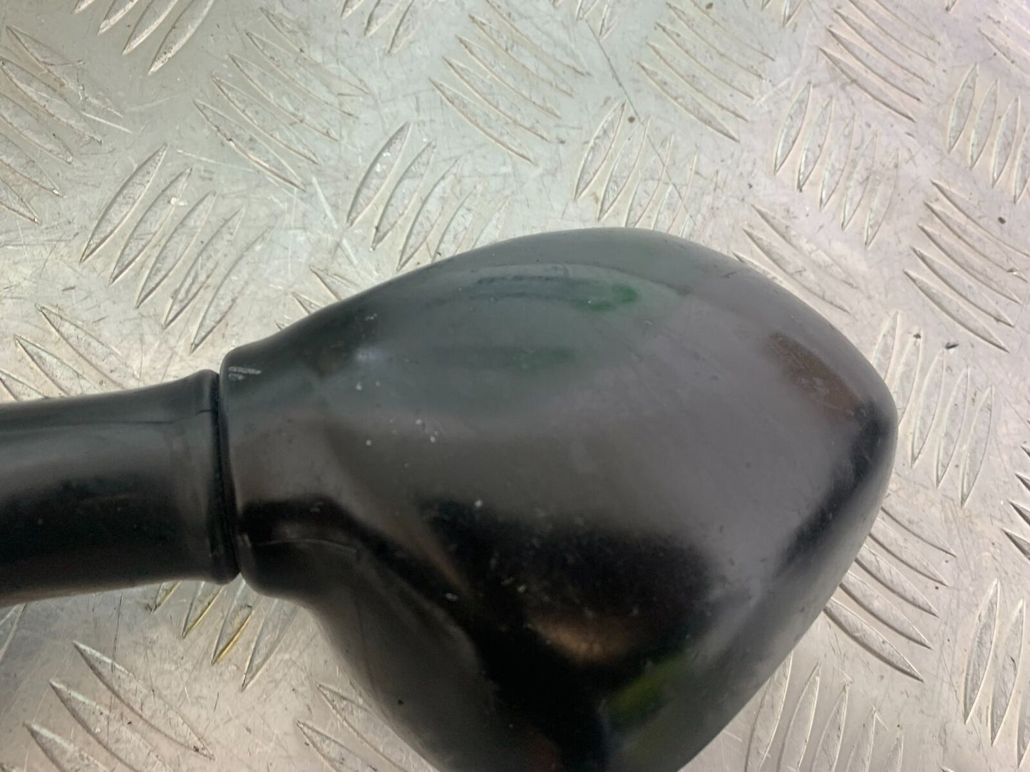 TRIUMPH 955i SPRINT ST RIGHT MIRROR  YEAR 1999-2004 (CMB1124)