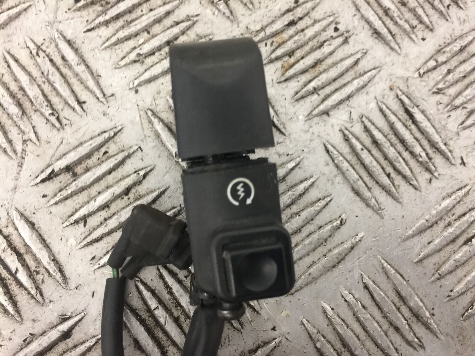 HONDA CBF125 CBF 125 RIGHT SWITCH GEAR  YEAR 2012 (STOCK 587)