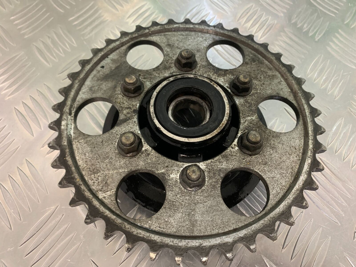 KAWASAKI ZX9R ZX9 C SPROCKET CARRIER   YEAR 1998-99 (STOCK 957)
