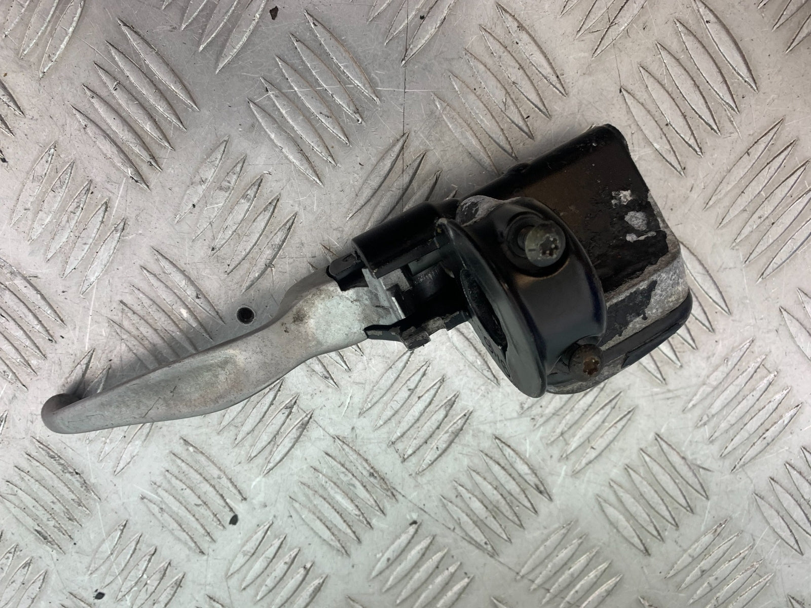 HARLEY DAVIDSON FXS BLACKLINE 1585 FRONT MASTER CYLINDER  YEAR 2012 (CMB1147)