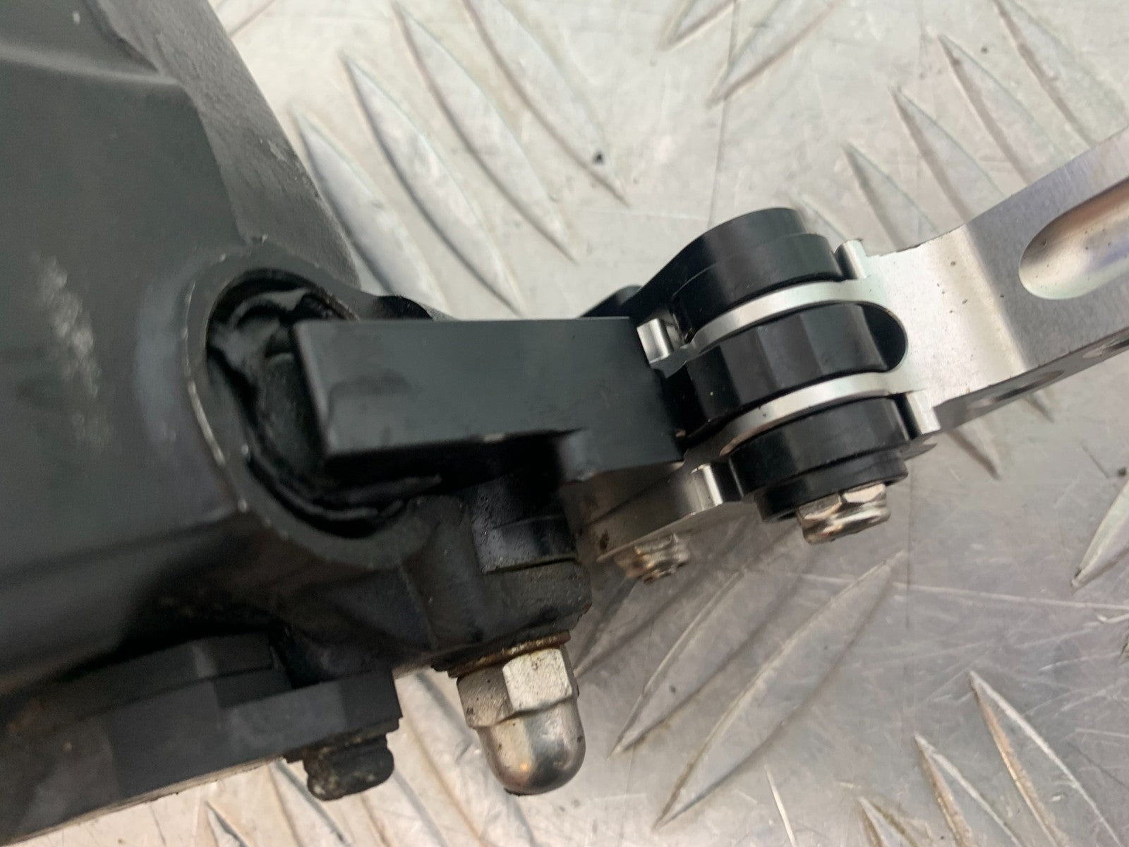 SUZUKI GSF1200 GSF 1200 BANDIT FRONT MASTER CYLINDER   YEAR 2001-2004 (CMB1188)