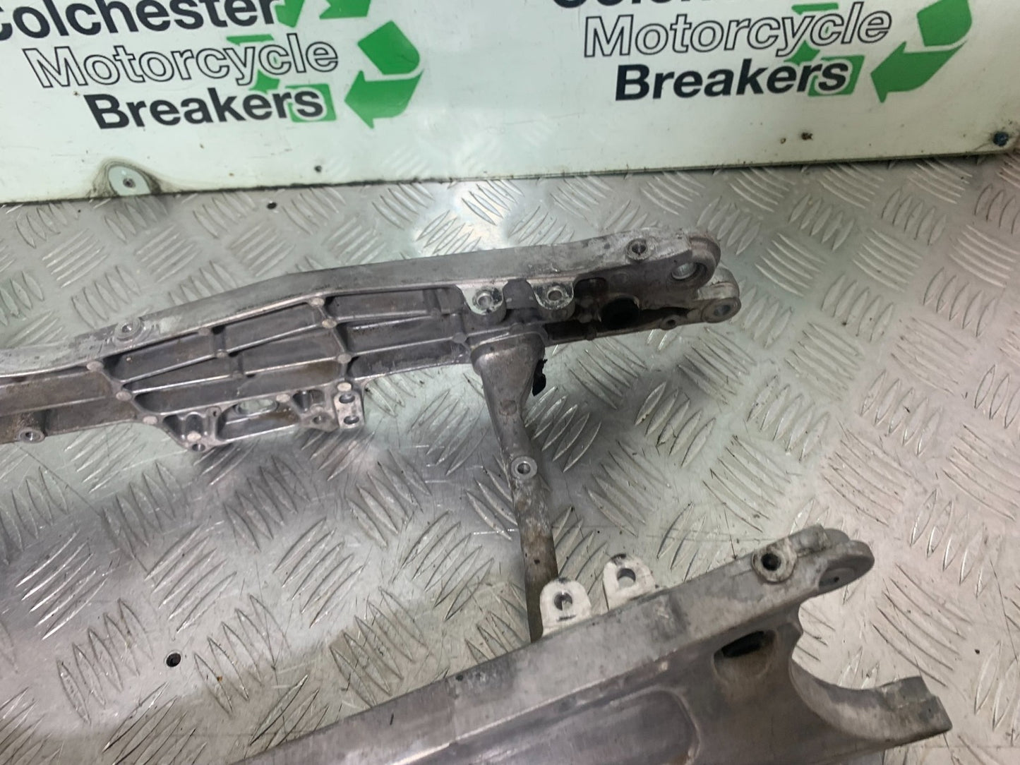 HONDA CBR600 CBR 600 RR REAR SUBFRAME   YEAR 2003-2004 CMB1173)