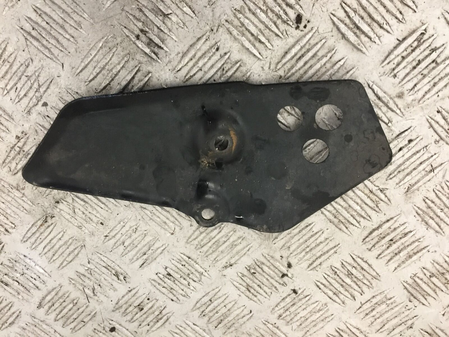 YAMAHA XT1200 Z SUPER TENERE HEEL PLATE YEAR 2010-2021 (STOCK 894)