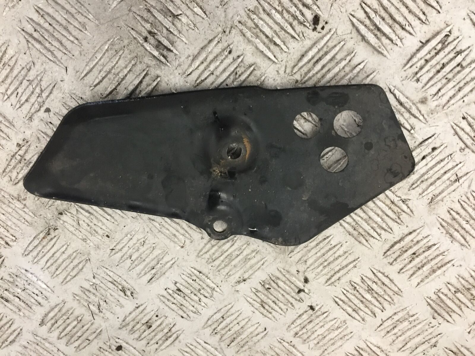 YAMAHA XT1200 Z SUPER TENERE HEEL PLATE YEAR 2010-2021 (STOCK 894)